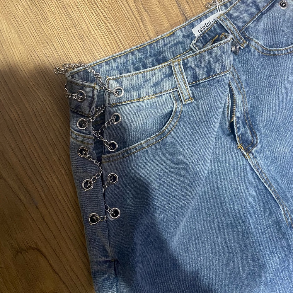 Colorful Natalie denim jeans with chains
